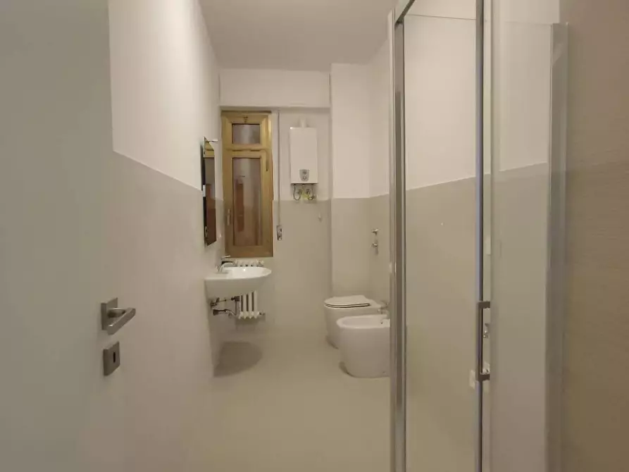 Immagine 9 di Appartamento in affitto  in Via Desenzano 5 a Milano