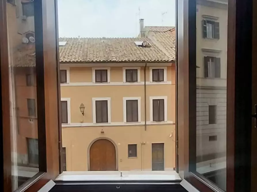 Immagine 38 di Appartamento in vendita  in via Garibaldi a Roma