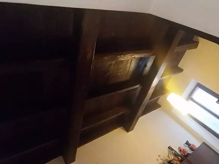 Immagine 41 di Appartamento in vendita  in via Garibaldi a Roma