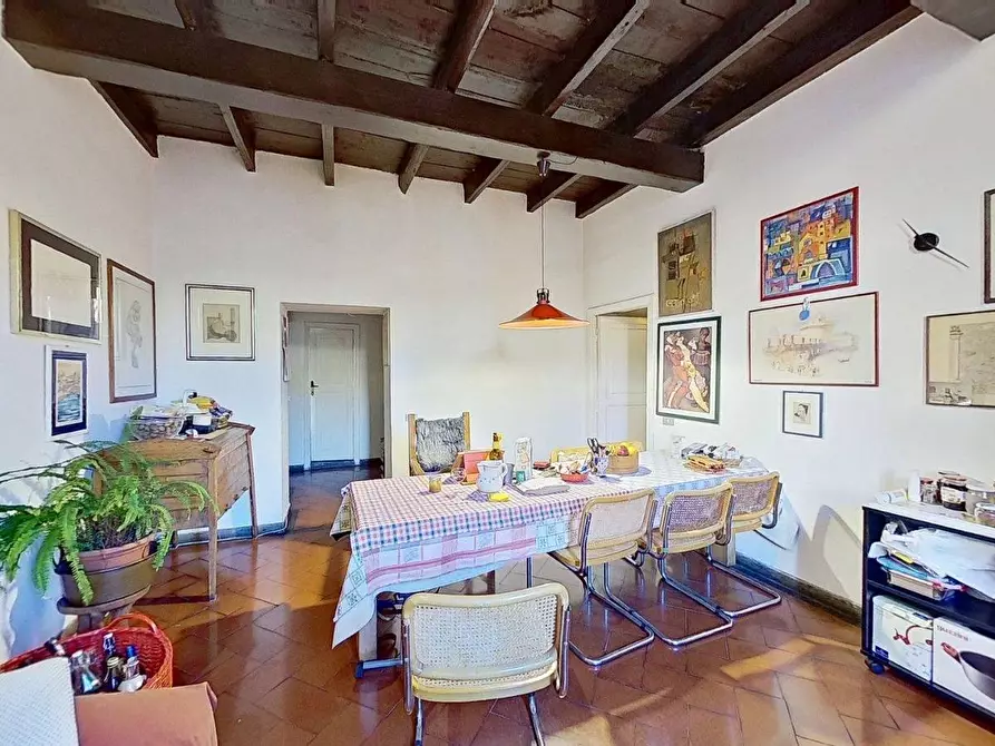 Immagine 1 di Appartamento in vendita  in via Garibaldi a Roma