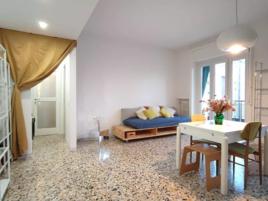 Immagine 2 di Appartamento in affitto  in Via Moncalvo 80 a Milano