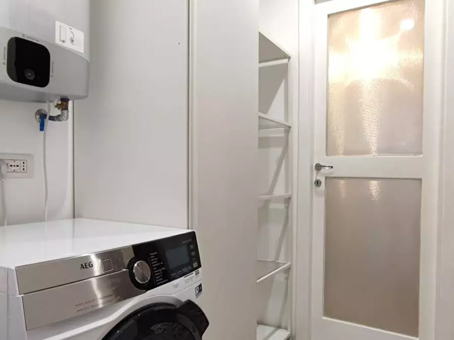 Immagine 15 di Appartamento in affitto  in Via Moncalvo 80 a Milano