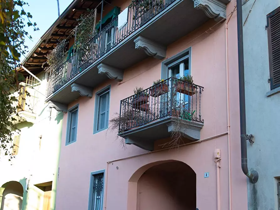 Immagine 2 di Appartamento in vendita  in via giuseppe mazzini 8 a Gattinara