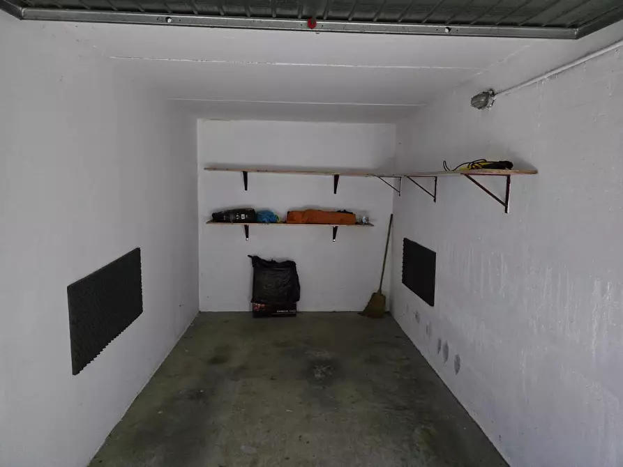 Immagine 3 di Box auto in vendita  in Via Antonio Mosca 23 a Milano