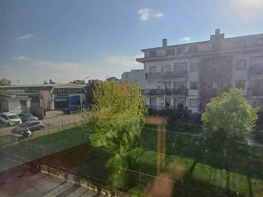 Immagine 10 di Ufficio in vendita  in PIER DELLA FRANCESCA 26 a Albairate