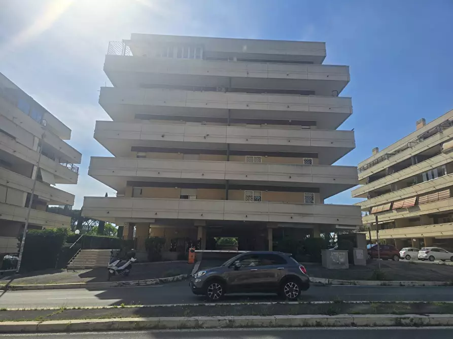 Immagine 29 di Appartamento in vendita  in via Raoul Chiodelli 65 a Roma