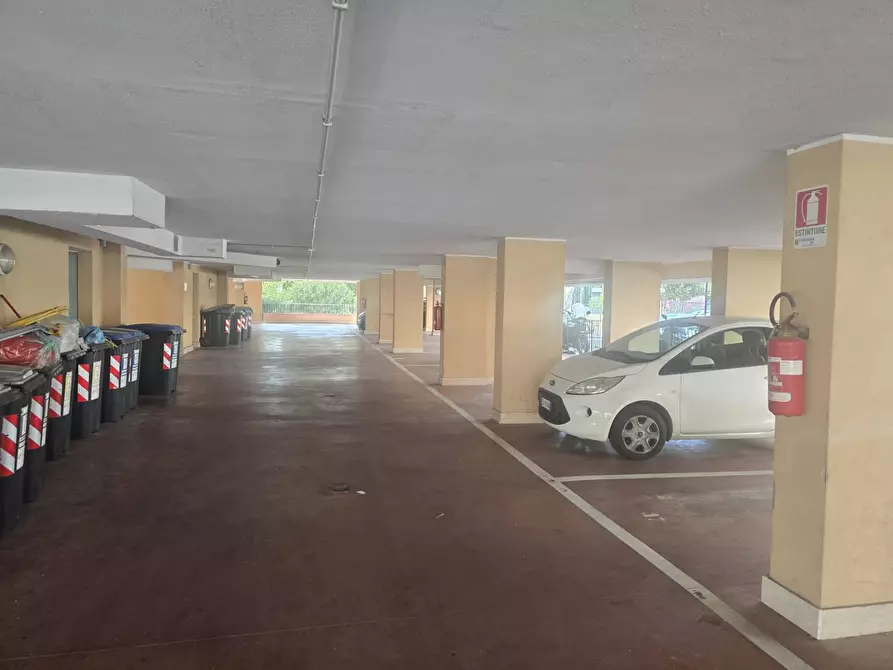 Immagine 22 di Appartamento in vendita  in via Raoul Chiodelli 65 a Roma