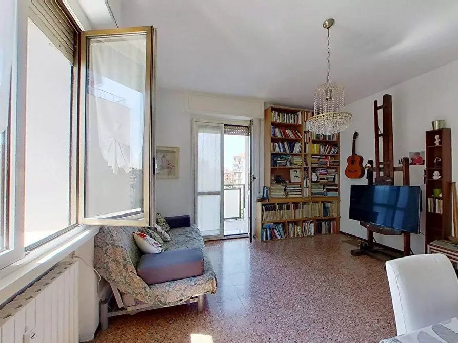 Immagine 3 di Appartamento in vendita  in Viale Legioni Romane 23 a Milano