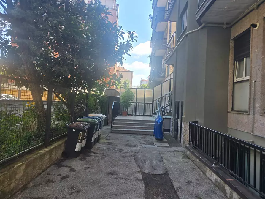Immagine 32 di Appartamento in vendita  in Via Giorgio Merula 9 a Milano