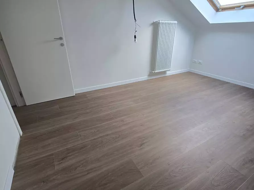 Immagine 12 di Attico in affitto  in Via Degli Odescalchi 6 a Milano