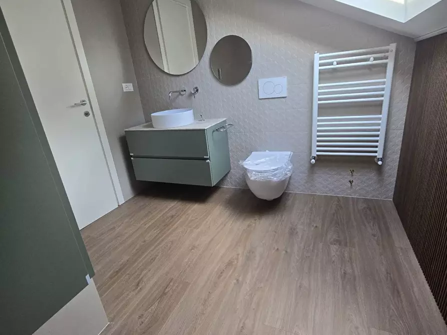 Immagine 13 di Attico in affitto  in Via Degli Odescalchi 6 a Milano