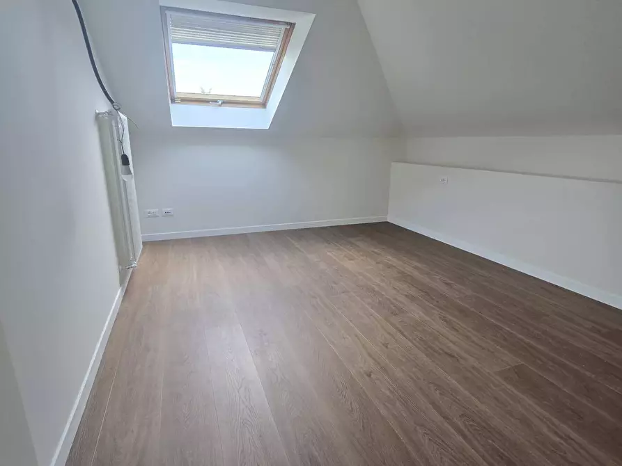 Immagine 16 di Attico in affitto  in Via Degli Odescalchi 6 a Milano