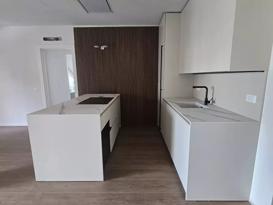 Immagine 7 di Attico in affitto  in Via Degli Odescalchi 6 a Milano