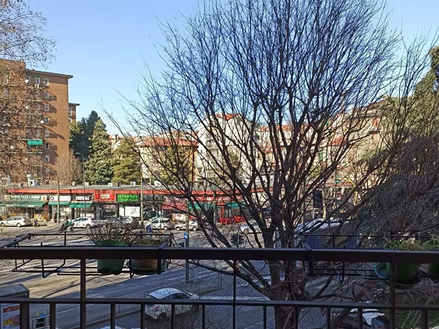 Immagine 9 di Appartamento in affitto  in Piazza Melozzo da Forlì 5 a Milano