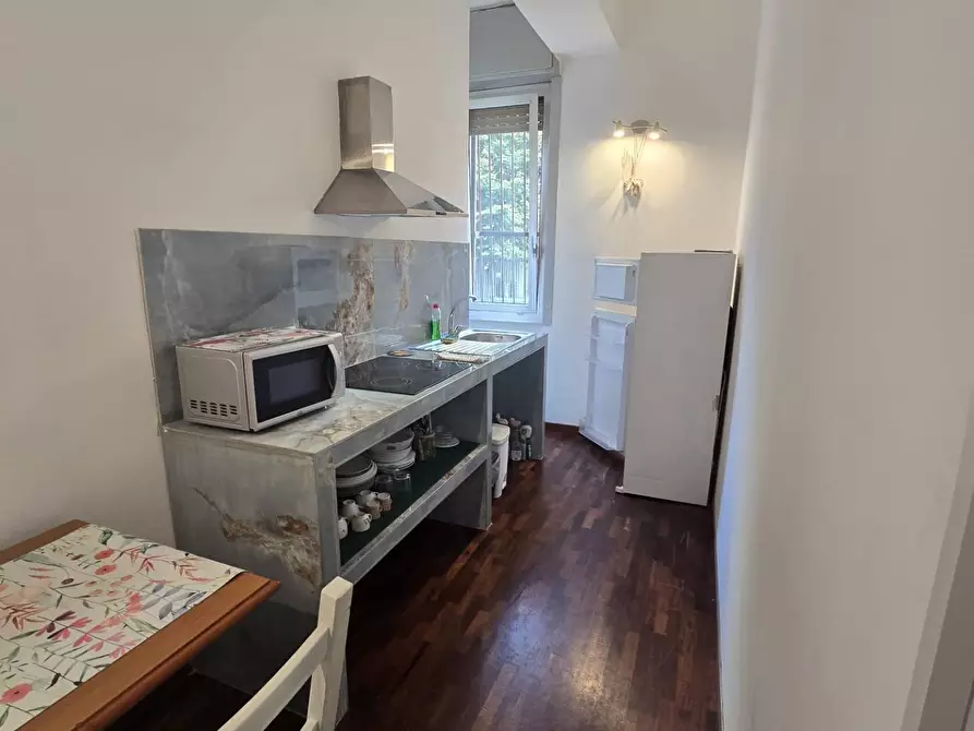 Immagine 11 di Appartamento in vendita  in Via Airolo 25 a Milano