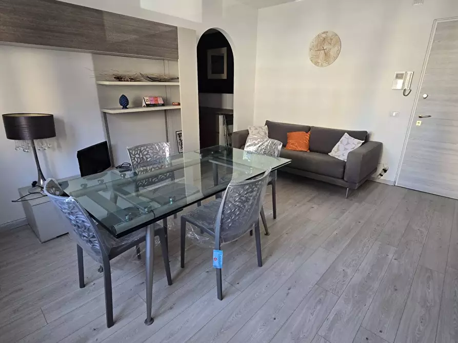 Immagine 2 di Appartamento in vendita  in Via Guido Martinelli 73 a Milano