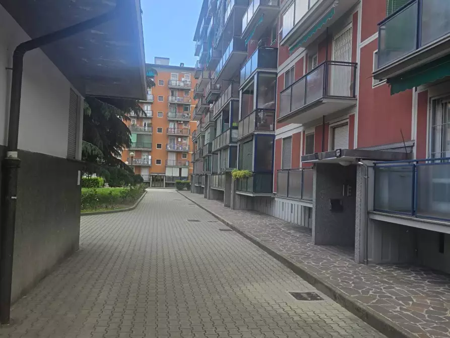 Immagine 17 di Camera in affitto  in Via Degli Abeti 15 a Milano