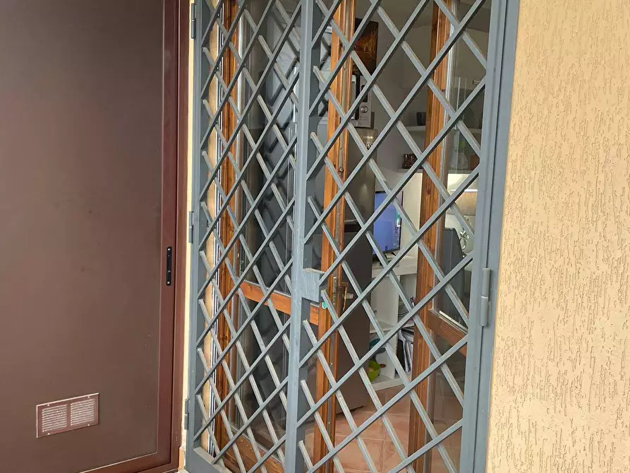 Immagine 17 di Appartamento in vendita  in via Nino Taranto 61 a Roma