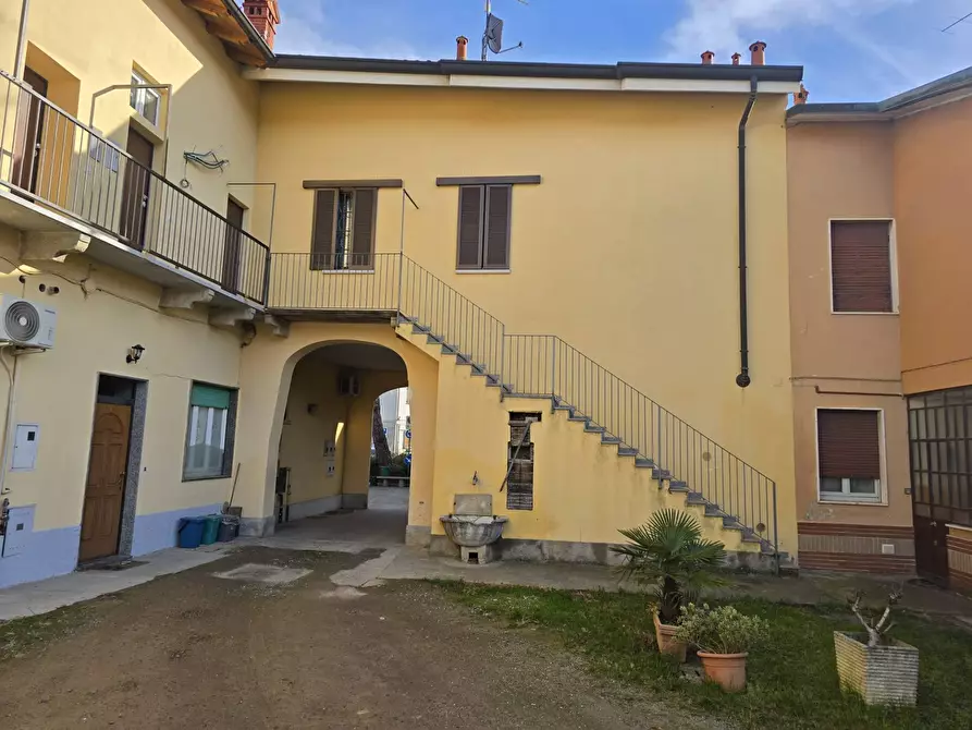 Immagine 6 di Appartamento in vendita  in giuseppe garibaldi 13 a Vittuone