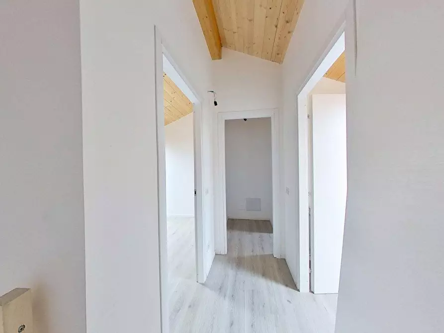 Immagine 19 di Appartamento in vendita  in giuseppe garibaldi 13 a Vittuone