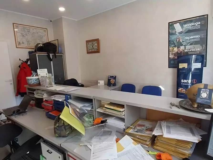 Immagine 6 di Negozio in vendita  in via del Pigneto a Roma