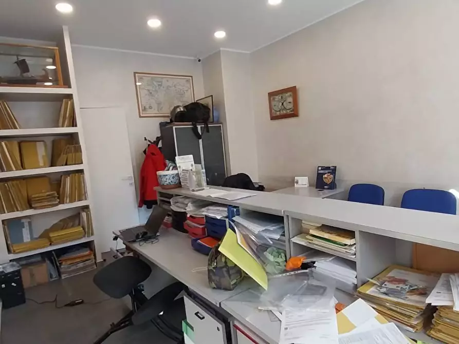 Immagine 7 di Negozio in vendita  in via del Pigneto a Roma