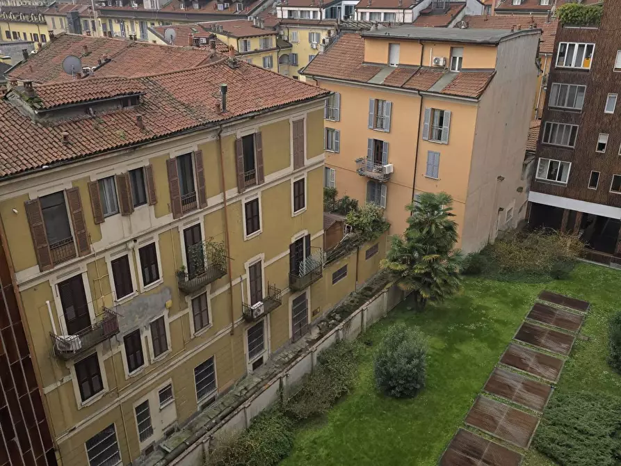 Immagine 8 di Appartamento in vendita  in Via Melzo 13 a Milano
