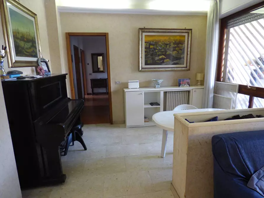 Immagine 7 di Appartamento in vendita  in VIA LEARCO GUERRA a Roma