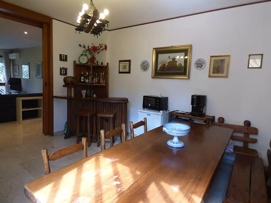 Immagine 10 di Appartamento in vendita  in VIA LEARCO GUERRA a Roma