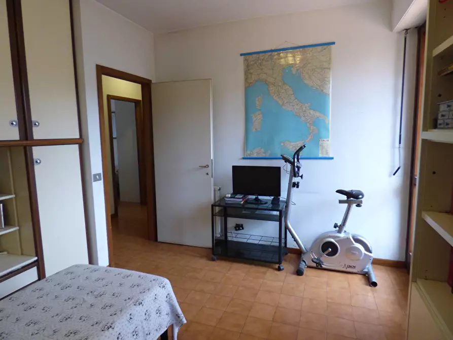 Immagine 16 di Appartamento in vendita  in VIA LEARCO GUERRA a Roma