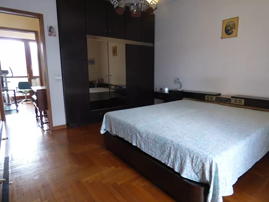 Immagine 22 di Appartamento in vendita  in VIA LEARCO GUERRA a Roma