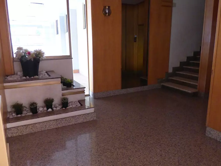 Immagine 60 di Appartamento in vendita  in VIA LEARCO GUERRA a Roma