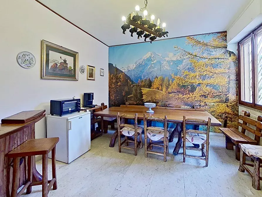 Immagine 83 di Appartamento in vendita  in VIA LEARCO GUERRA a Roma