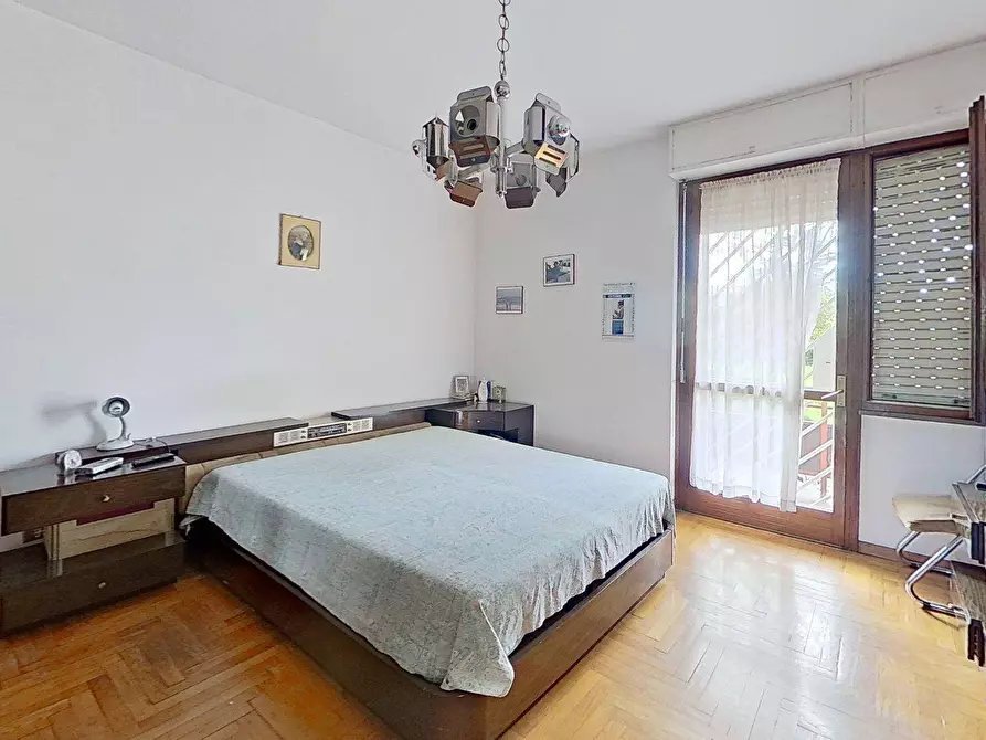 Immagine 93 di Appartamento in vendita  in VIA LEARCO GUERRA a Roma