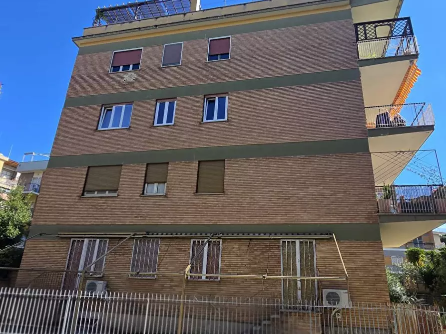 Immagine 50 di Appartamento in vendita  in VIA LIVIO TEMPESTA 18 a Roma