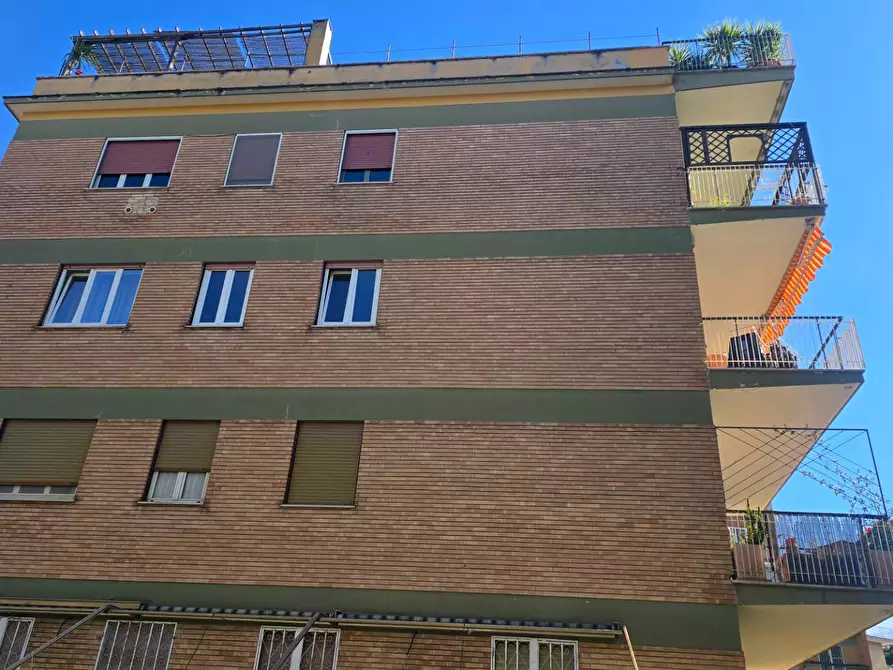 Immagine 51 di Appartamento in vendita  in VIA LIVIO TEMPESTA 18 a Roma