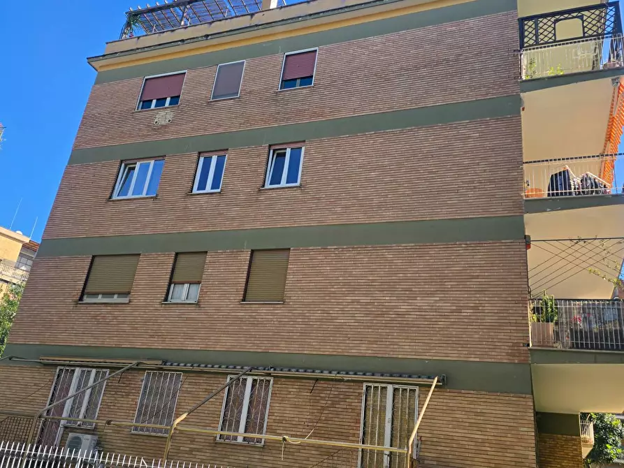 Immagine 53 di Appartamento in vendita  in VIA LIVIO TEMPESTA 18 a Roma