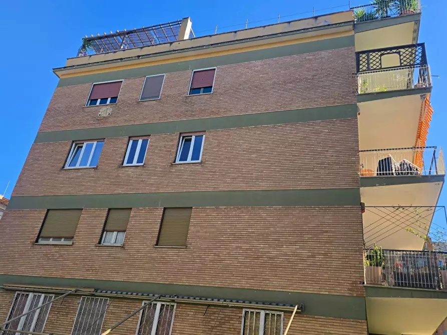 Immagine 54 di Appartamento in vendita  in VIA LIVIO TEMPESTA 18 a Roma