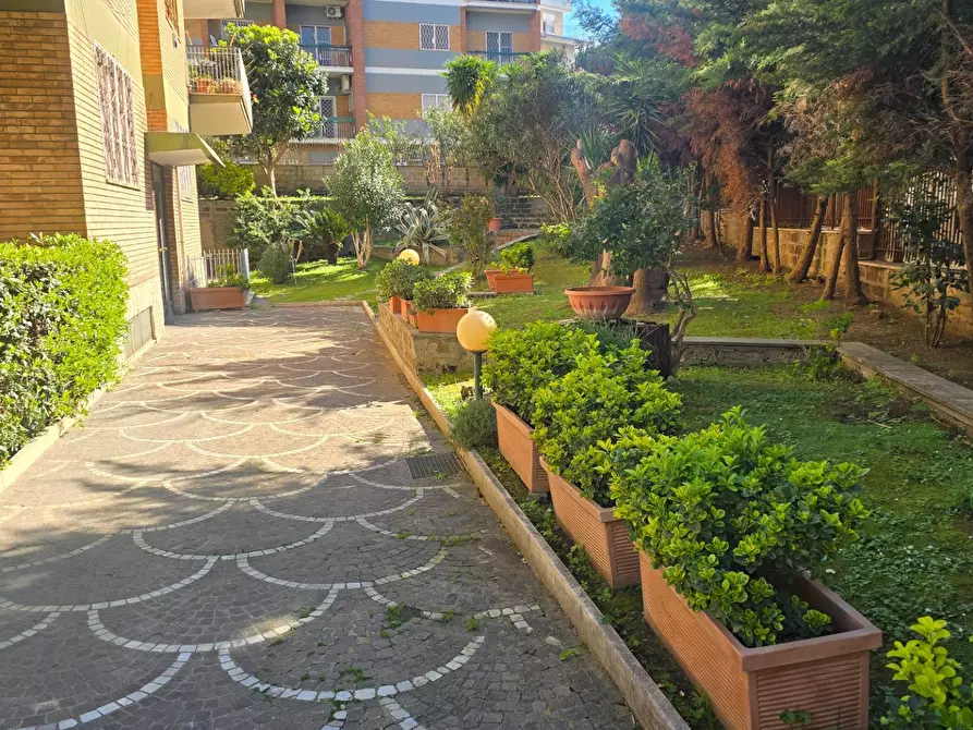 Immagine 1 di Appartamento in vendita  in VIA LIVIO TEMPESTA 18 a Roma