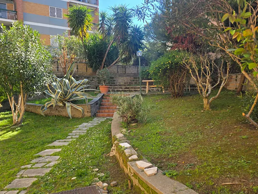 Immagine 58 di Appartamento in vendita  in VIA LIVIO TEMPESTA 18 a Roma