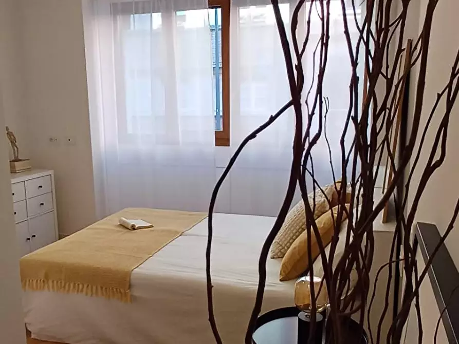 Immagine 10 di Appartamento in vendita  in COLUCCIO SALUTATI 7 a Milano