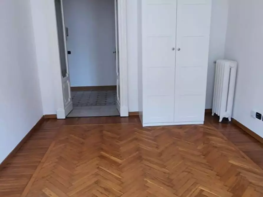 Immagine 6 di Appartamento in affitto  in V. Paolo Giovio 45 a Milano