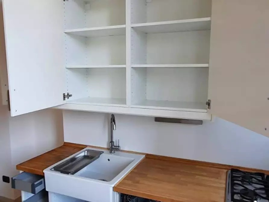 Immagine 31 di Appartamento in affitto  in V. Paolo Giovio 45 a Milano