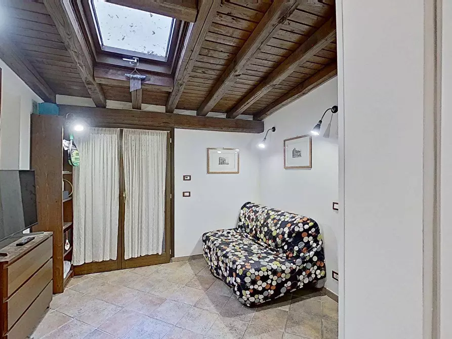 Immagine 6 di Appartamento in vendita  in Via Dei Foraggi 88A a Roma