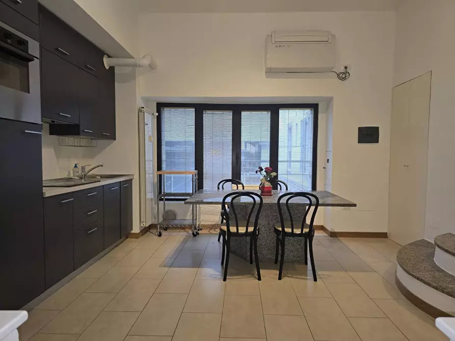 Immagine 9 di Appartamento in affitto  in Via Pontaccio 2 a Milano