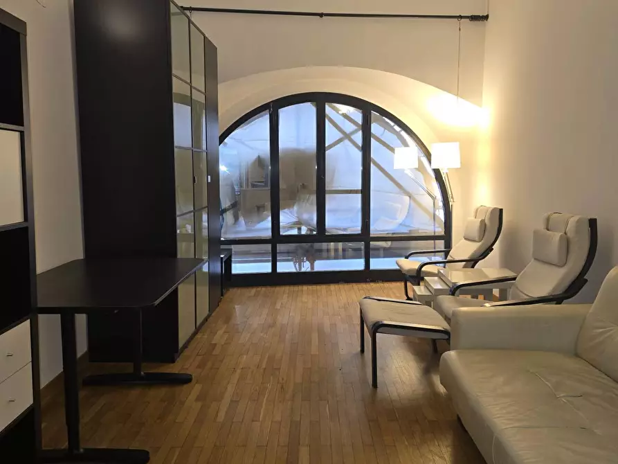 Immagine 3 di Appartamento in affitto  in Via Pontaccio 2 a Milano