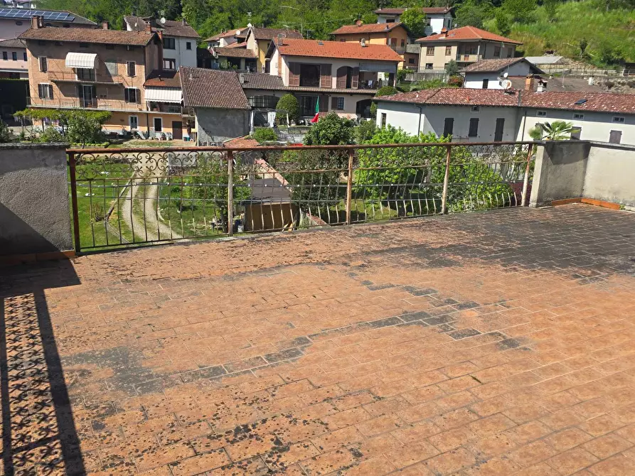 Immagine 5 di Villa in vendita  in VIA MULINO ROTTO SNC a Grantola