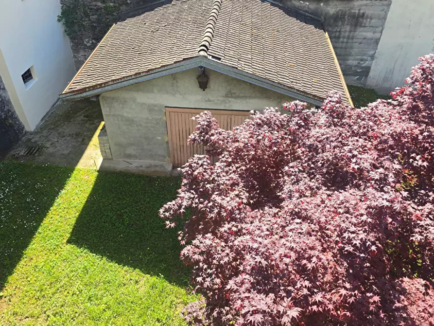 Immagine 3 di Villa in vendita  in VIA MULINO ROTTO SNC a Grantola