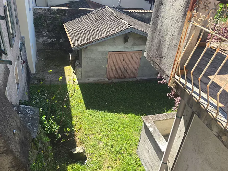 Immagine 13 di Villa in vendita  in VIA MULINO ROTTO SNC a Grantola