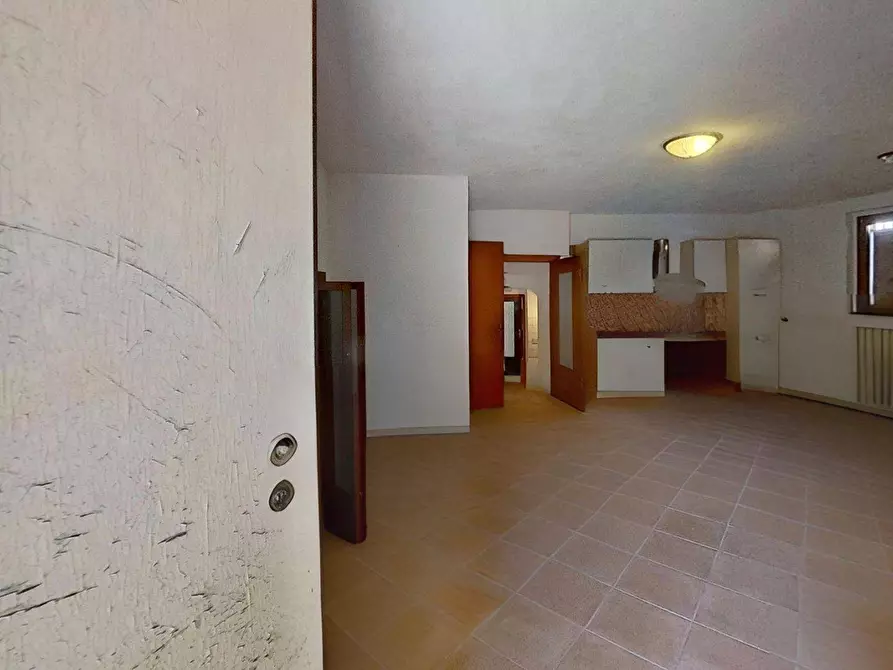 Immagine 23 di Villa in vendita  in VIA MULINO ROTTO SNC a Grantola